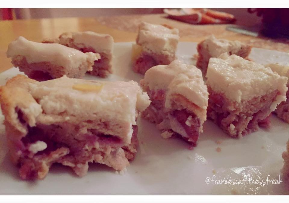 Torta di ciliegie con crema mandorle e limone