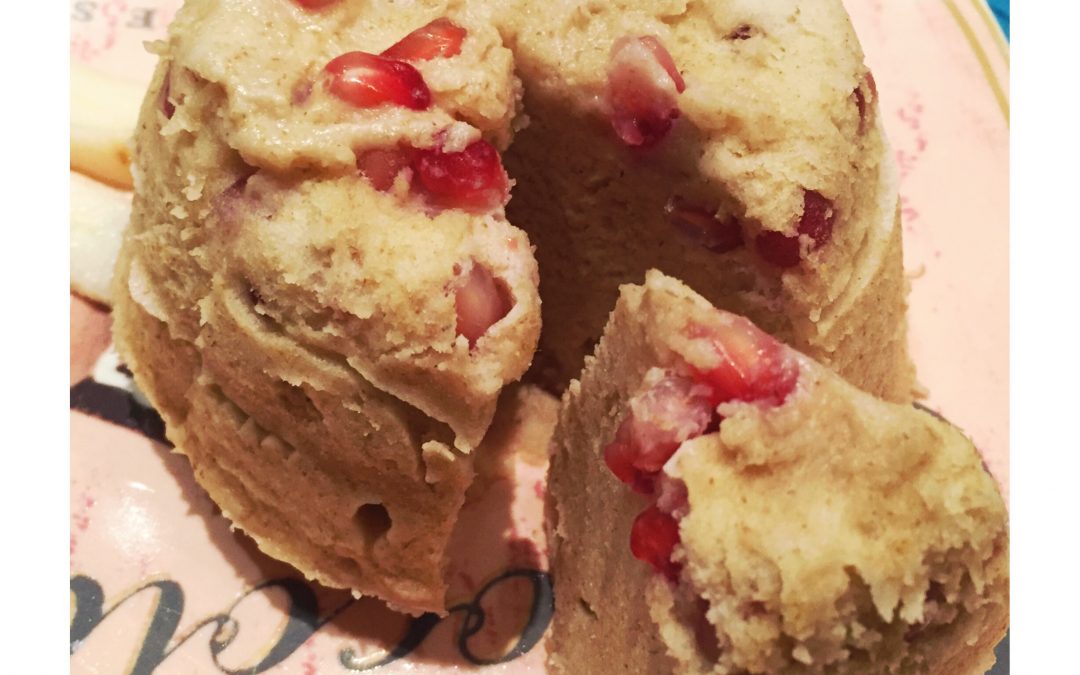 Mugcake melagrana e cioccolato bianco ﻿
